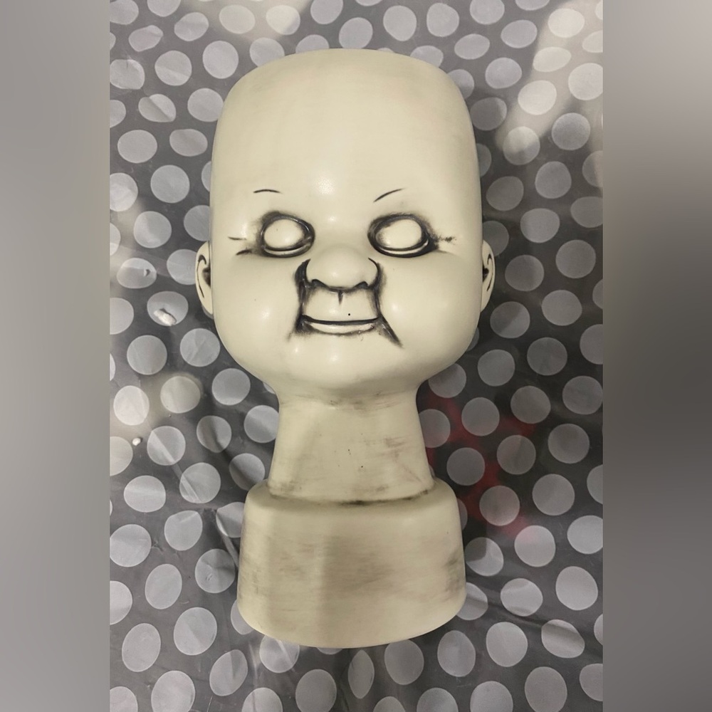 KILLSTAR VASE/PLANTER DOLL’S HEAD - Picture 2 of 14